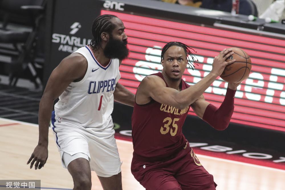 路高奏凯歌 路高奏凯歌