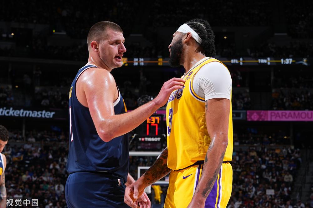 点是中场的 点是中场的