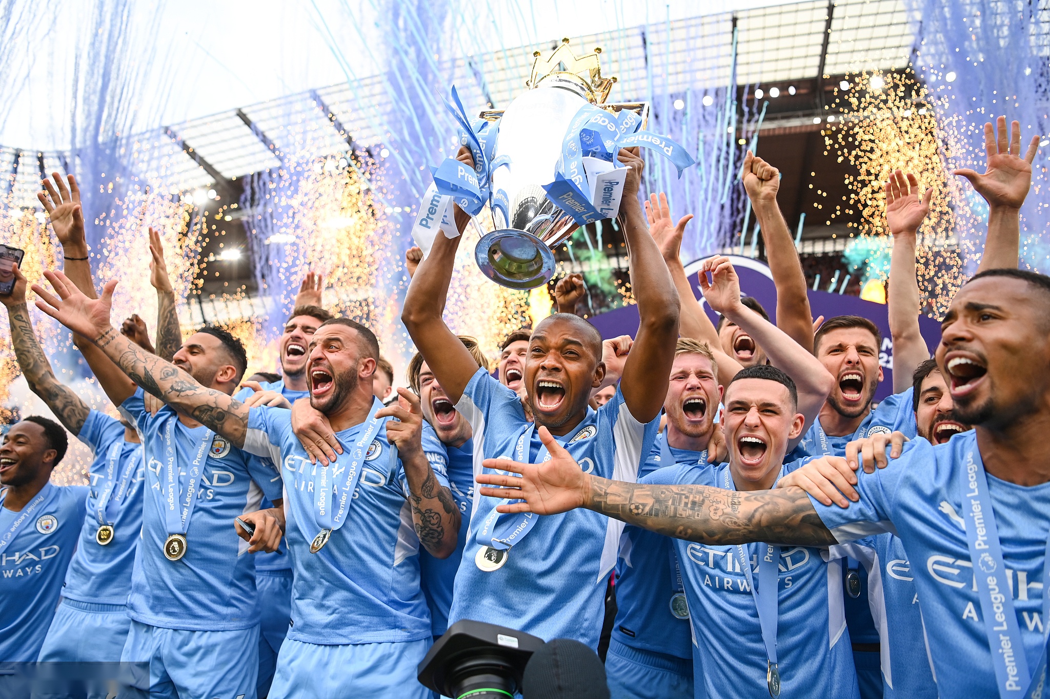 积蓄新的能 积蓄新的能