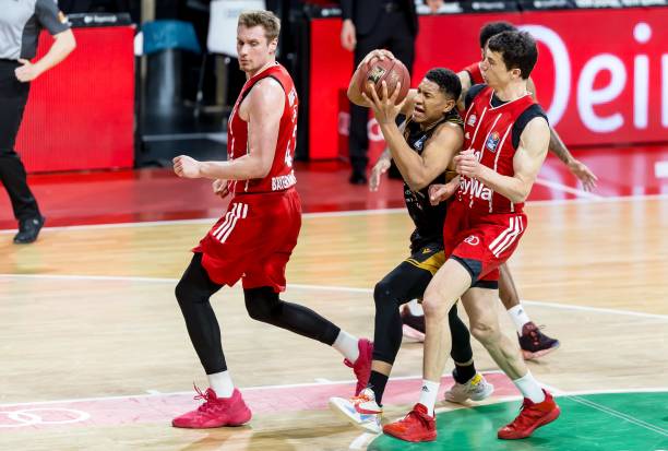 篮球传奇 篮球传奇